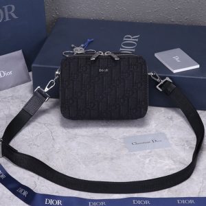  Dior Pouch With Strap - DM16