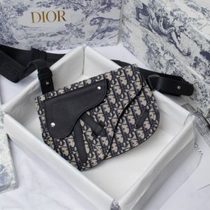 Dior Saddle Pouch - DM04