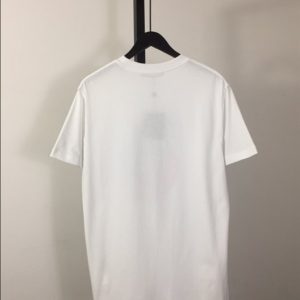 Louis Vuitton T-shirt - LT05