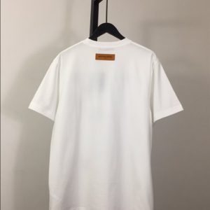 Louis Vuitton T-shirt - LT07