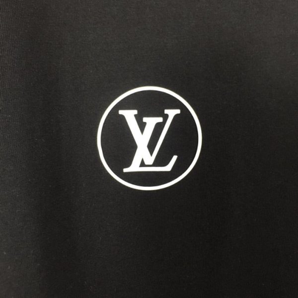Louis Vuitton T-shirt - LT09