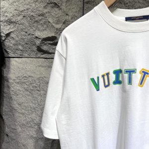 Louis Vuitton T-shirt - LT23
