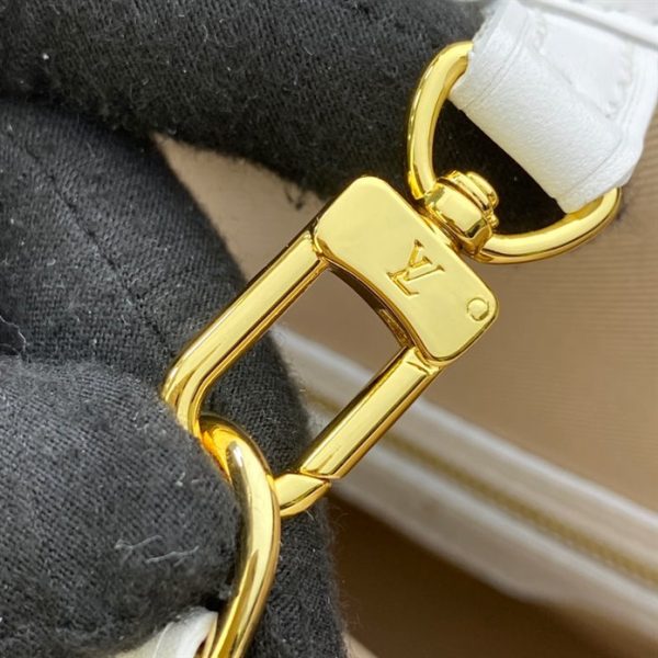 Louis Vuitton Neverfull MM Tote Bags - L10