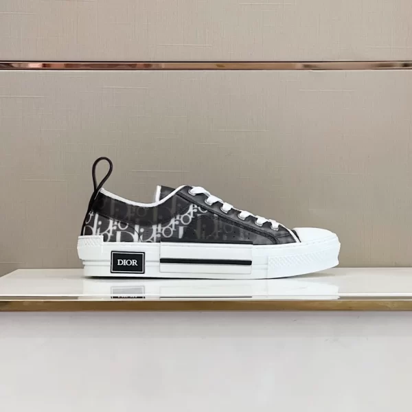 Dior B23 Low-Top Sneaker In Black and White - DS26