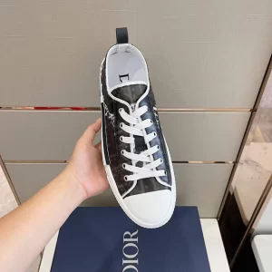 Dior B23 Low-Top Sneaker In Black and White - DS26