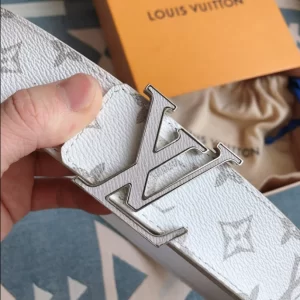 Louis Vuitton Initiales 40MM Reversible Belt - LB11