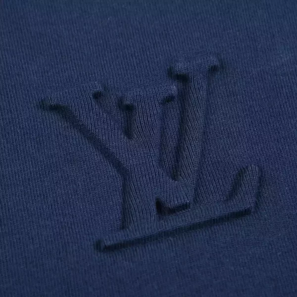 Louis Vuitton T-shirt - LT36