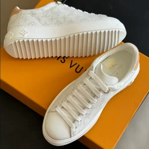 Louis Vuitton Time Out Sneaker - LS148